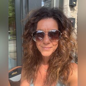 Meet your Posher, Diamond